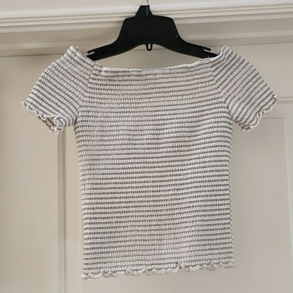 Girls Art Class off Shoulder Short Sleeve Shirt Size L (10/12)